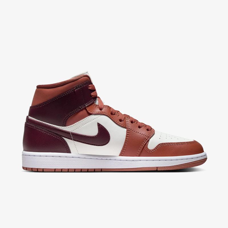 Nike Sneakerek Air Jordan 1 Mid 